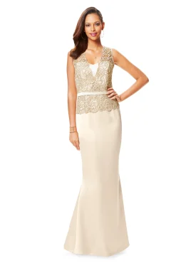 Cartamodelli Burda Abiti><noscript><img width=