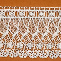 Giesse Scampoli Pizzi>PIZZO MACRAME CON PASSANASTRO