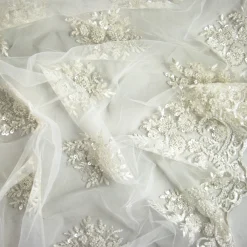 Giesse Scampoli Pizzi E Tessuti Ricamati>TULLE RICAMATO PERLINE E PAILLETTES